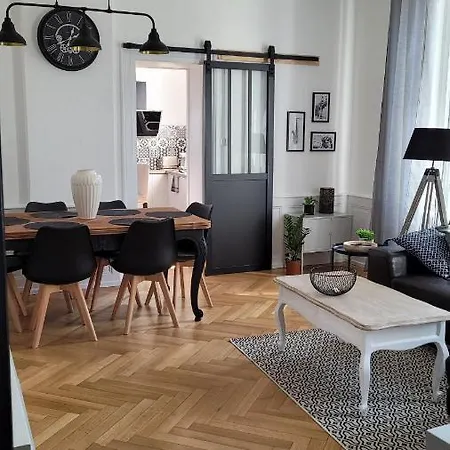 Appartement Attrape Rêves Centre 6 Couchages 3 Grandes