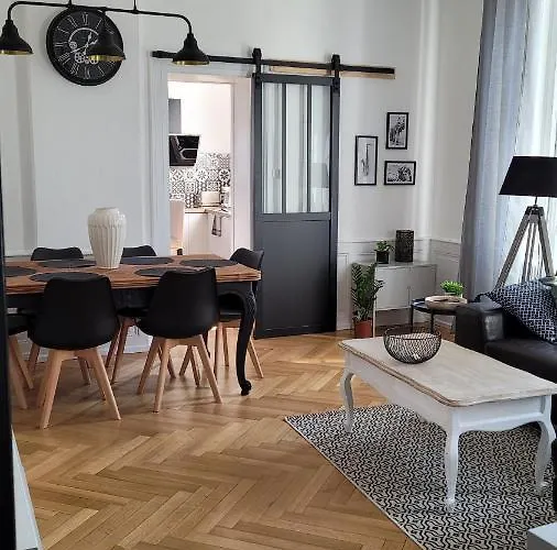 Apartment Centre 6 Couchages 3 Grandes